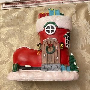 Ashland Christmas Decor